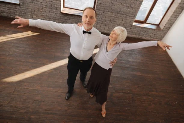 Waltz for Seniors – Everything You Should Know
