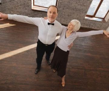 Waltz for Seniors – Everything You Should Know