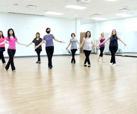 Line Dance for Adults: Tips from Experts