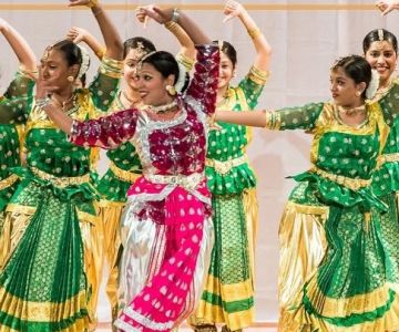 Why Bollywood Dance Is Popular: Cultural Origins Explained
