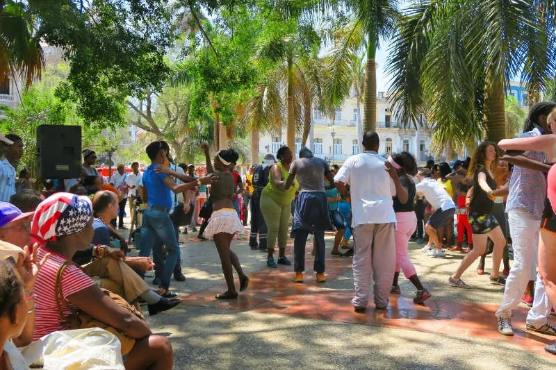 Salsa Tutorial: Common Mistakes to Avoid for Better Dancing