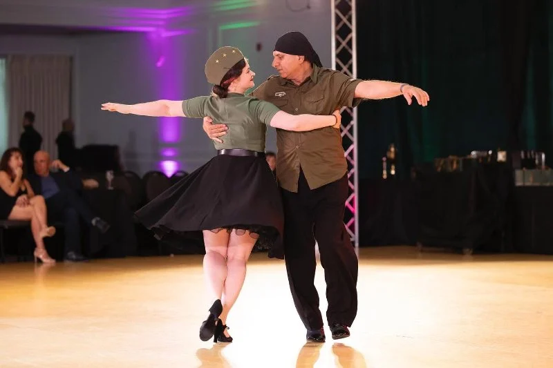 Top 10 Tango Moves That Boost Confidence and Stage Presence