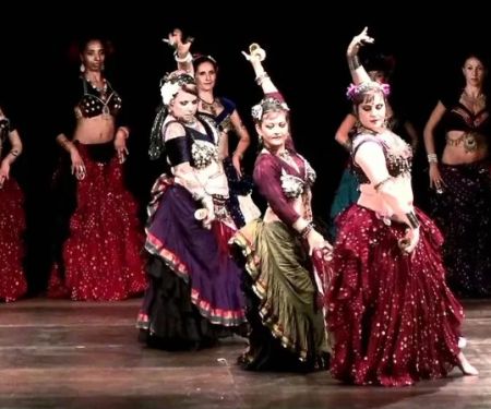 The History of Belly Dance Fitness Routine and Its Modern Evolution